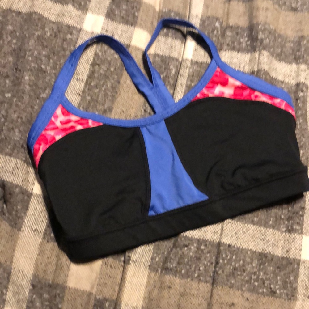 Xersion sports bra